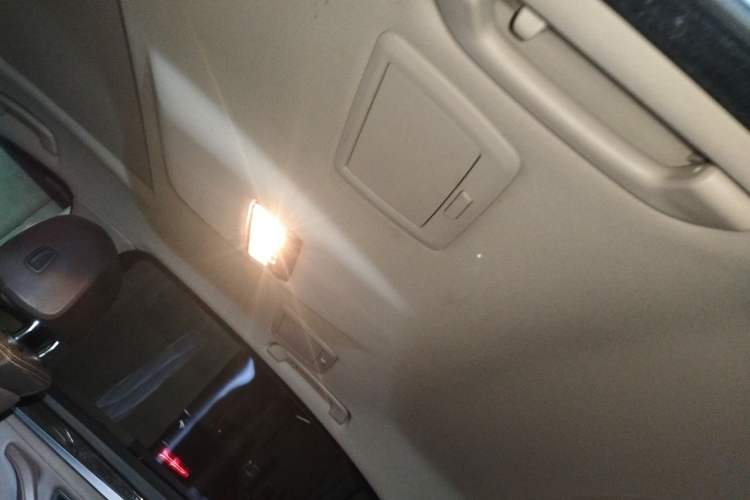 Used BMW 5 Series 2014 525Li Luxury Design Package
