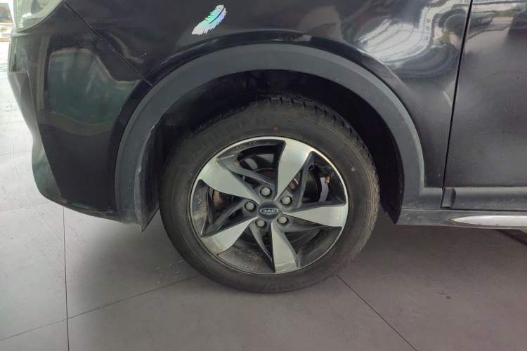 Used JAC Group Refine S3 2017 1.5L Manual Luxury Model Left Front Wheel Hub