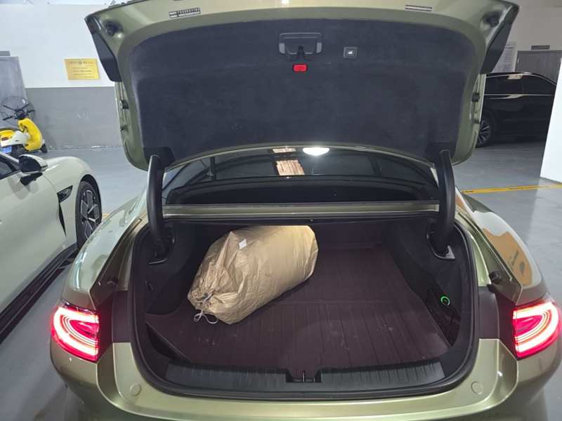 Used Xiaomi Auto SU7 2024 Four-Wheel Drive Ultra-Long Range Advanced Intelligent Driving Max Edition — 18