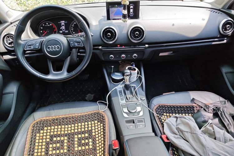 Used Audi A3 2019 Limousine 35 TFSI Fashion Edition China VI Emission Standard
