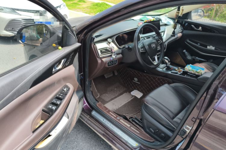 Used CHANGAN Raeton CC 2018 1.5T Automatic Zunya Model China V Standard Driver Seat