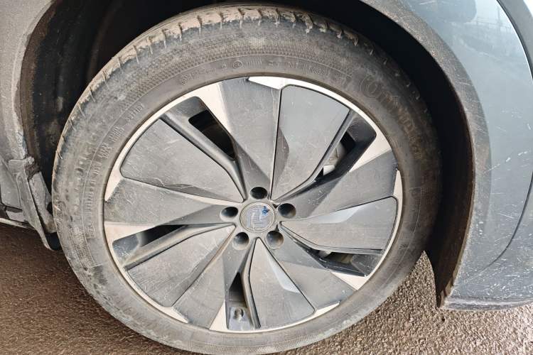 Used BYD Tang L 2025 DM 175KM Drone Player Edition
