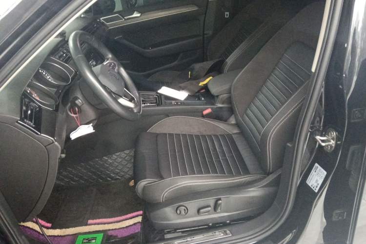 Used Volkswagen Magotan 2020 330TSI DSG Leading Model Left Front Seat