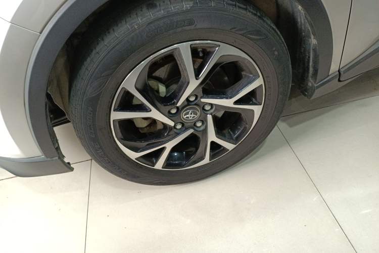 Used Toyota C-HR 2020 2.0L Leading Edition