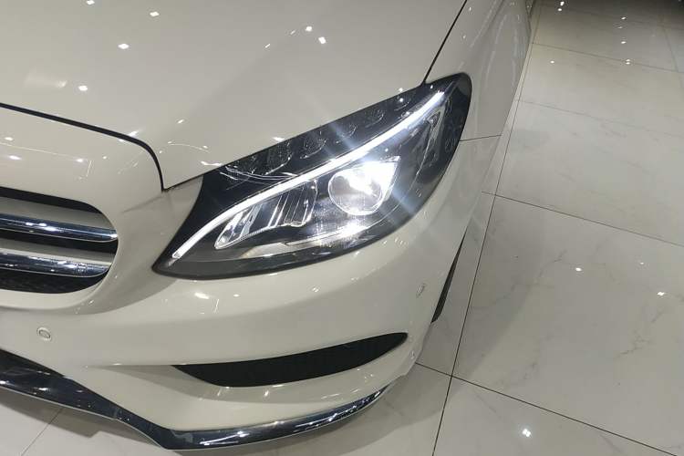 Used Mercedes-Benz C-Class 2018 C 180 L Fashion Edition Sport Version