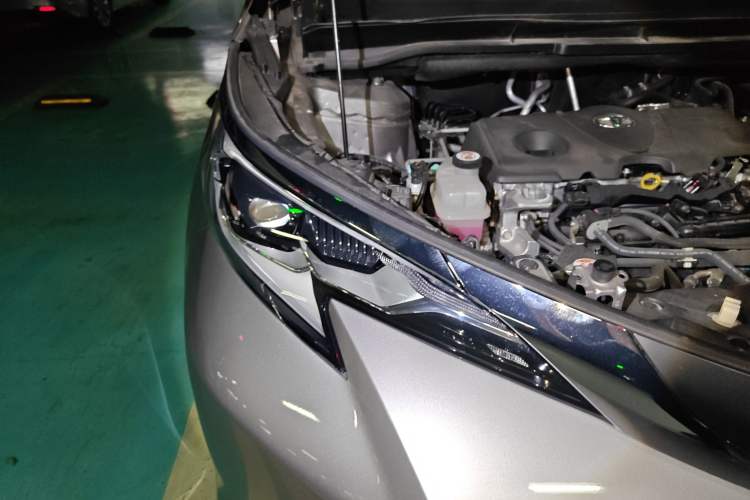 Used Toyota Sienna 2023 2.5L Hybrid Comfort Edition