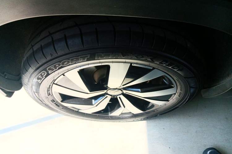 Used Volkswagen Tayron 2022 280TSI Two-Wheel Drive Luxury Smart Connectivity Version Right Rear Wheel Hub