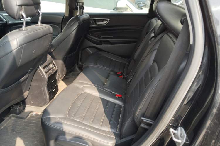 Used Ford Edge 2016 EcoBoost 245 Two-Wheel-Drive Titanium 7-Seater Left Rear Seat