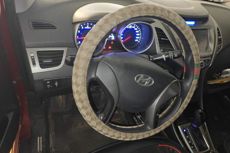 Used Hyundai Elantra (5th Generation / Langdong) 2015 1.6L Automatic Leading Model Steering Wheel