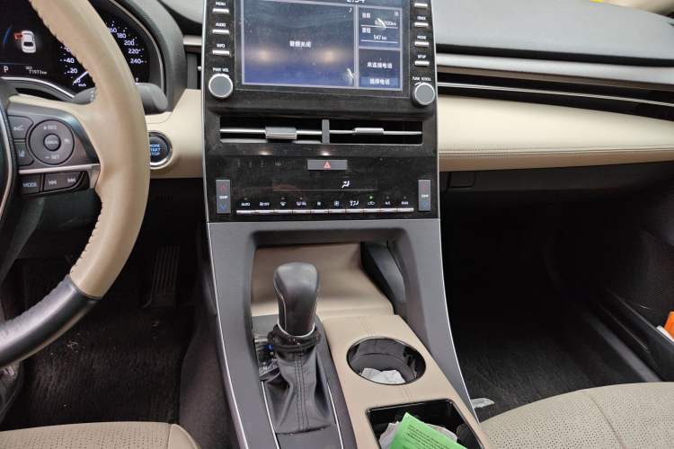 Used Toyota Avalon 2019 2.0L Luxury Edition China VI Standard
