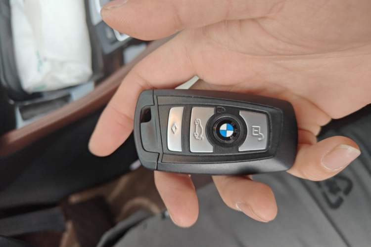 Used BMW 5 Series 2017 525Li Leading Model Vehicle Key