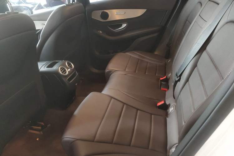 Used Mercedes-Benz GLC 2022 Facelifted GLC 260 L 4MATIC Dynamic Edition Left Rear Seat