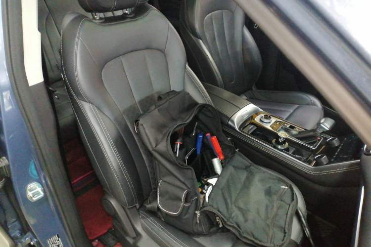 Used JETOUR X90 2020 1.6T DCT Shadow Edition 5 Seats
