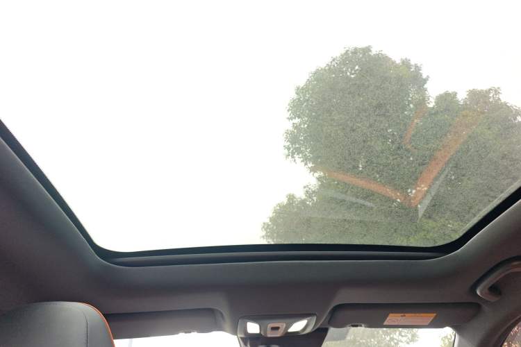 Used CHANGAN UNI-V 2023 1.5T Sport Edition
