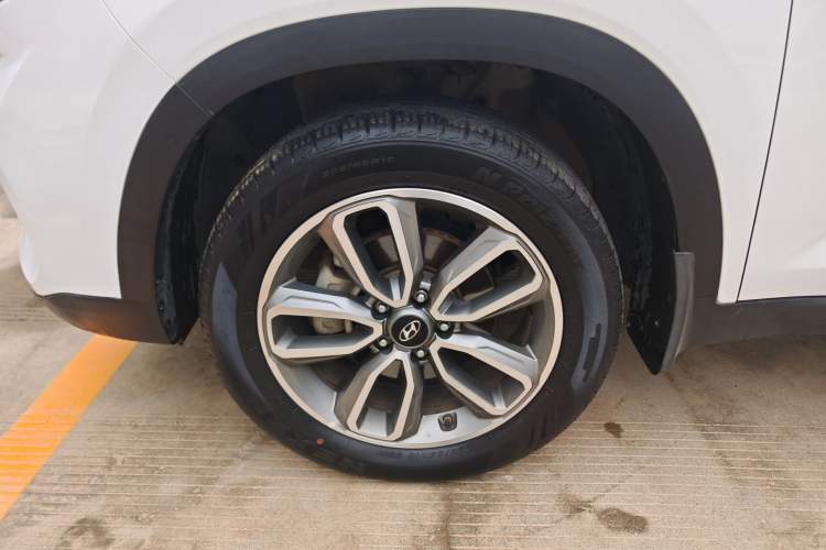 Used Hyundai ix35 2019 2.0L Automatic 2WD Zhiyong·Changxiang Edition China VI Standard Exterior 4