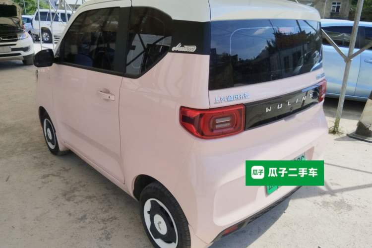 Used Wuling Hongguang MINIEV 2021 Macaron Premium Model – Lithium Iron Phosphate
