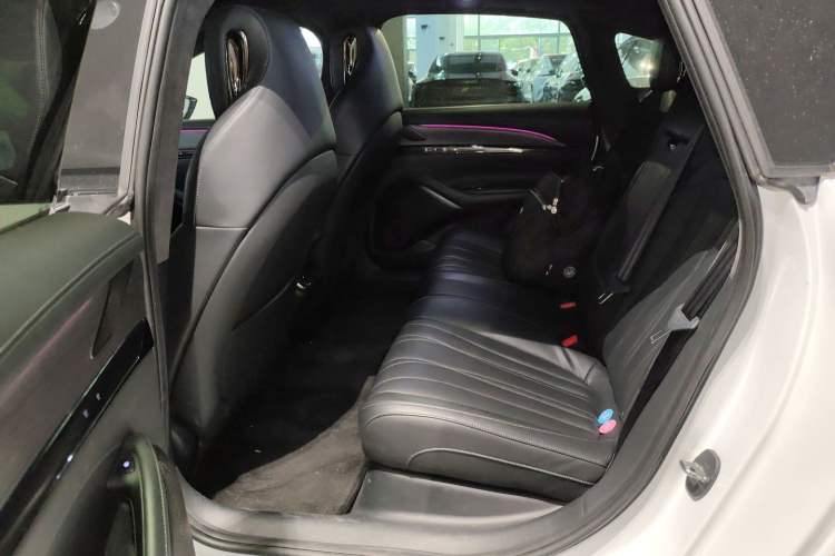 Used IM L7 2022 Pro Model Left Rear Seat