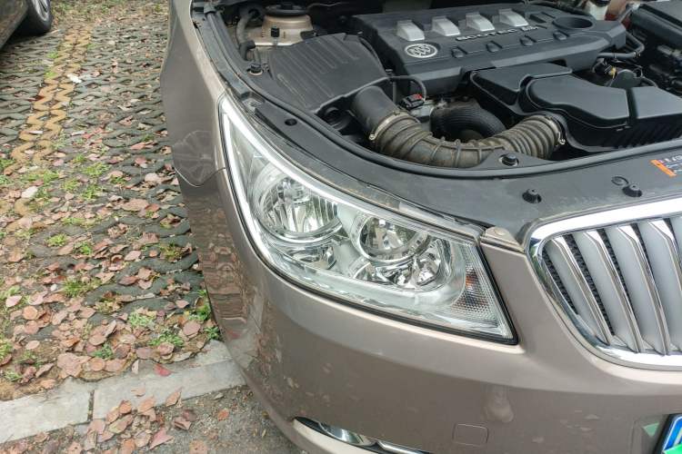 Used Buick LaCrosse 2012 2.4L SIDI Elegant Edition
