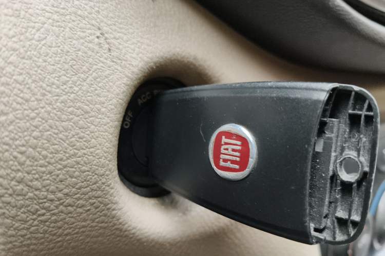 Used Fiat Viaggio 2012 1.4T Manual Enjoyment Edition