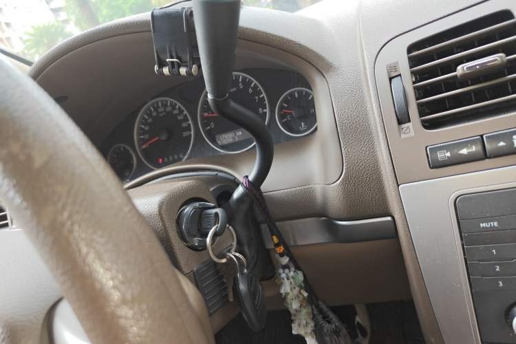 Used Buick GL8 2013 2.4L Classic Edition Gear Lever