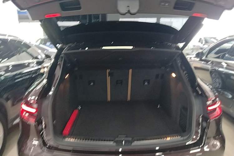 Used Porsche Macan 2017 Macan 2.0T
