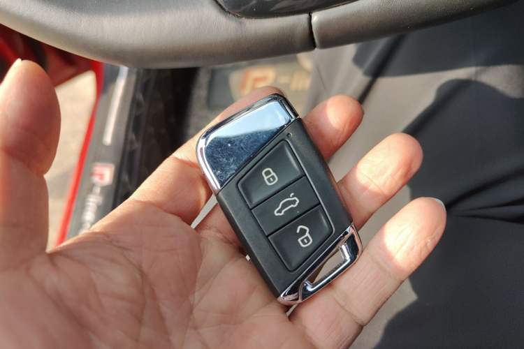 Used Volkswagen FAW-Volkswagen CC 2019 330TSI Glamour Edition China V Standard Vehicle Key