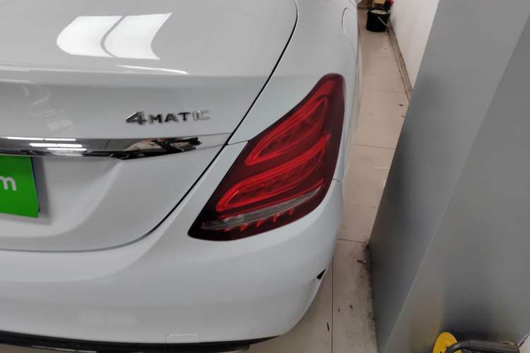 Used Mercedes-Benz C-Class 2017 Restyled C 180 L Fashion Edition Sport Version Exterior 3