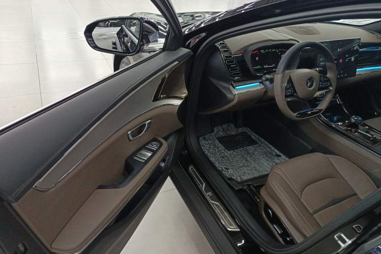 Used BYD Han 2020 EV Long-Range Luxury Model
