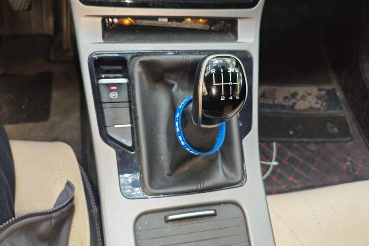 Used Geely Auto Emgrand GL 2021 UP 1.4T Manual LingShang Model Gear Lever