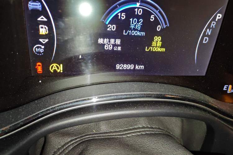 Used Jeep Grand Cherokee 2017 3.0L Comfort Navigation Edition Odometer Close Up