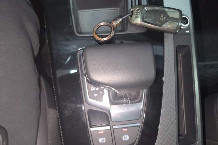 Used Audi Q5L 2023 40T Luxury Dynamic Model