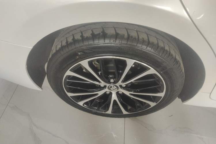 Used Toyota Camry 2018 2.0S FENGSHANG Edition
