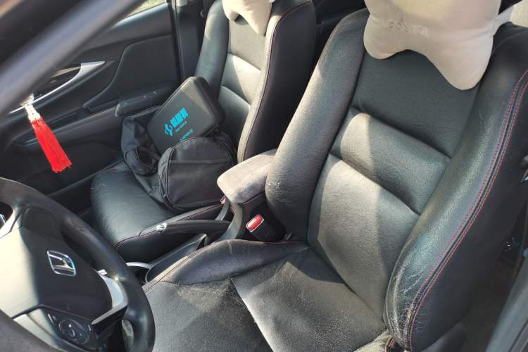 Used Honda Crider 2013 1.8L automatic luxury edition