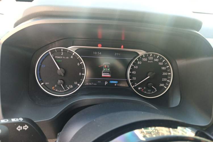 Used Nissan X-Trail 2023 e-POWER Ultra-Hybrid Dual-Motor All-Wheel-Drive Luxury Edition
