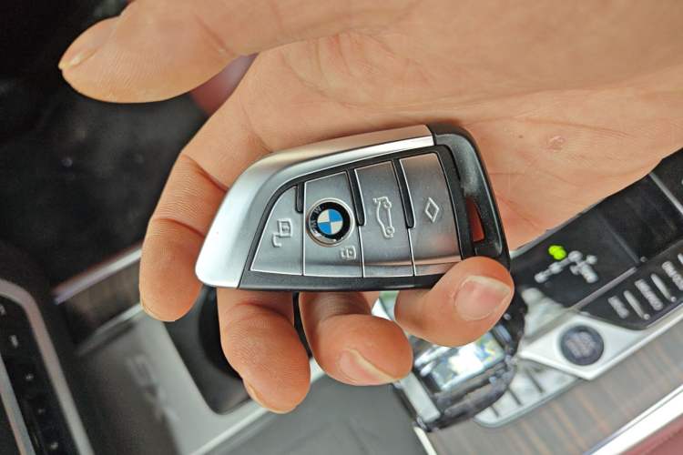 Used BMW X5 2022 Restyled xDrive 40Li M Sport Package Vehicle Key