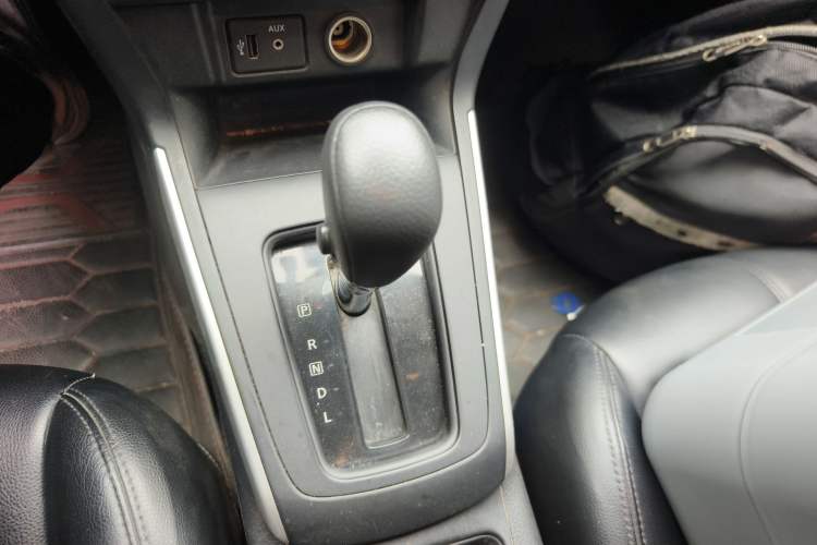Used Nissan Sylphy 2021 Classic 1.6XE CVT Comfort Edition Gear Lever
