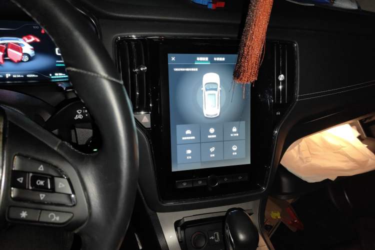 Used Roewe RX5 New Energy 2017 eRX5 50T Hybrid Connected Prestige Flagship Edition