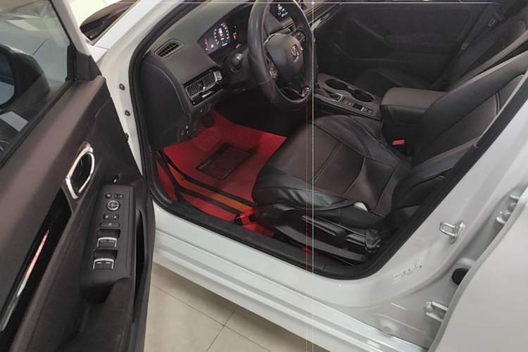 Used Honda Civic 2023 240TURBO CVT Dynamic Edition
