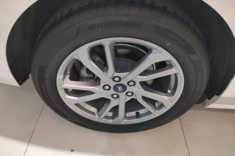 Used Ford Mondeo 2023 EcoBoost 245 Luxury Model Right Rear Wheel Hub