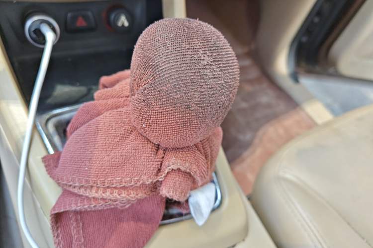 Used Baojun 730 2014 1.5L Manual Luxury Navigation ESP Version 7 Seats Gear Lever