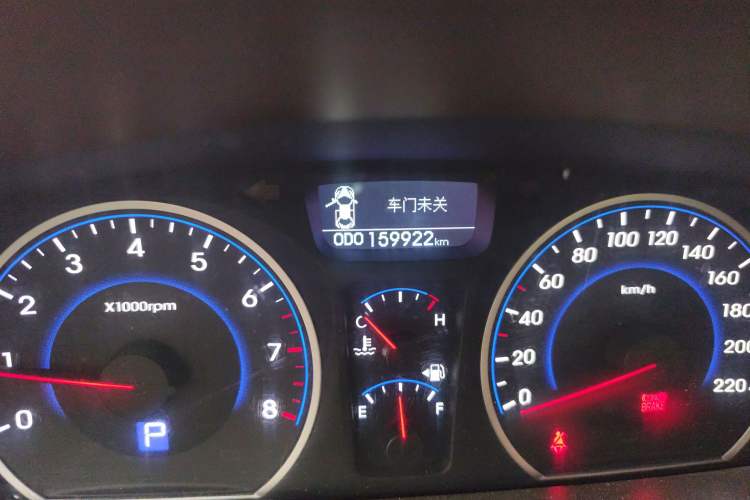 Used Hyundai Celesta 2011 1.6L Automatic Luxury Version
