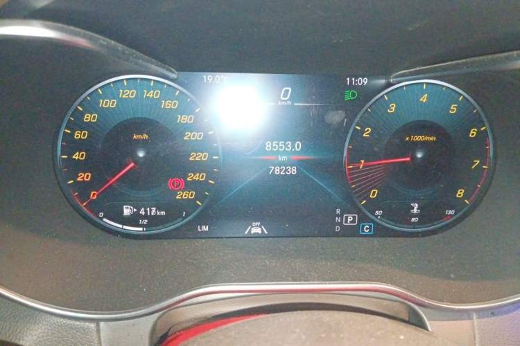 Used Mercedes-Benz GLC 2021 GLC 300 L 4MATIC Dynamic Model Odometer Close Up