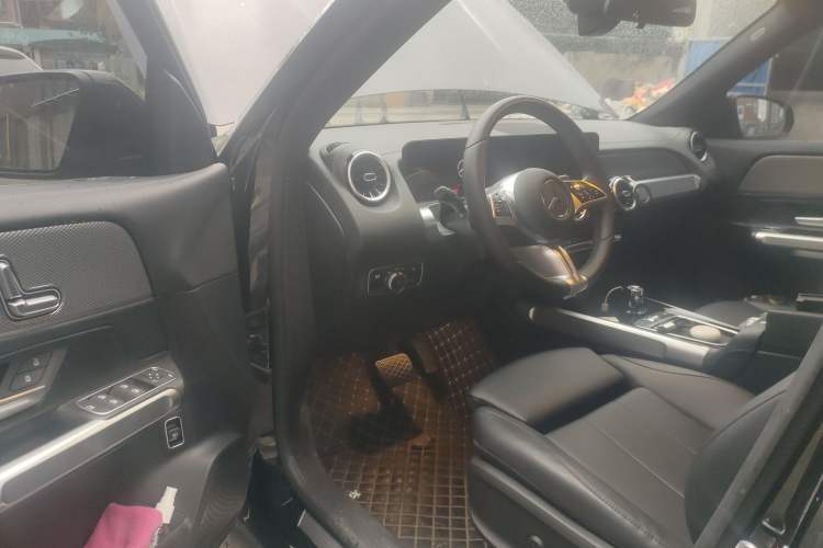 Used Mercedes-Benz GLB 2024-Year Restyled GLB 200 Dynamic Edition
