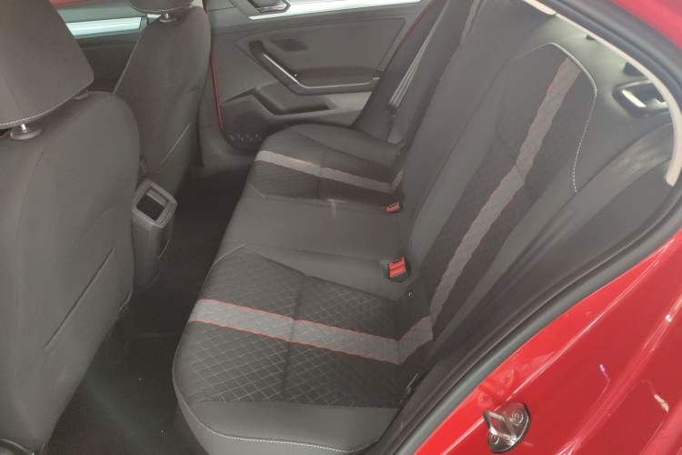 Used Volkswagen Lamando 2019 230TSI DSG Vision Edition China VI Standard