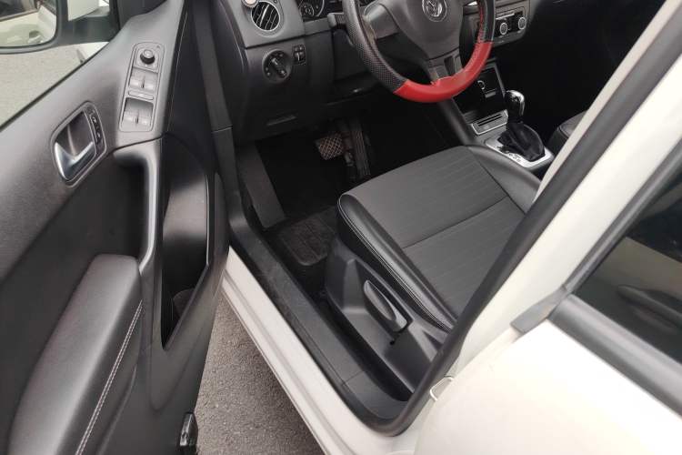 Used Volkswagen Tiguan 2016 280TSI Automatic Two-Wheel-Drive Silk Road Style Edition