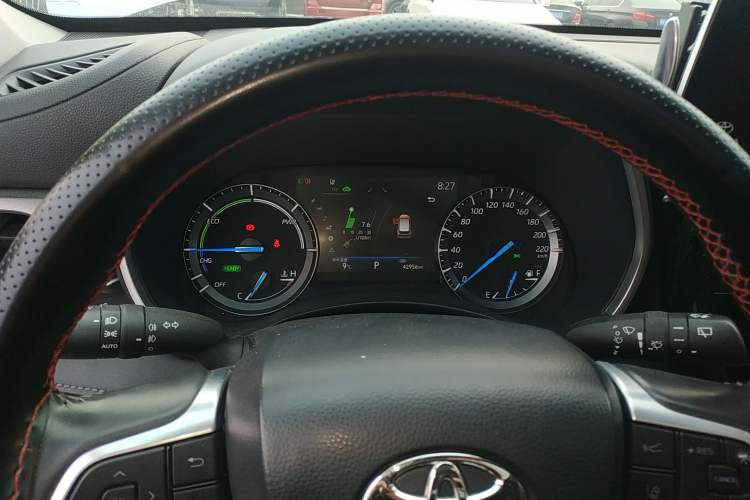 Used Toyota Highlander 2022 Dual-Engine 2.5L Four-Wheel Drive Prestige Version 7 Seats