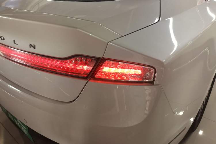 Used Lincoln MKZ 2014 2.0T Luxury Edition
