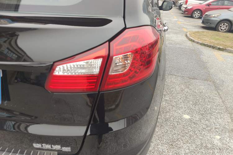 Used Chery Tiggo 5 2014 2.0L CVT Joyful Edition
