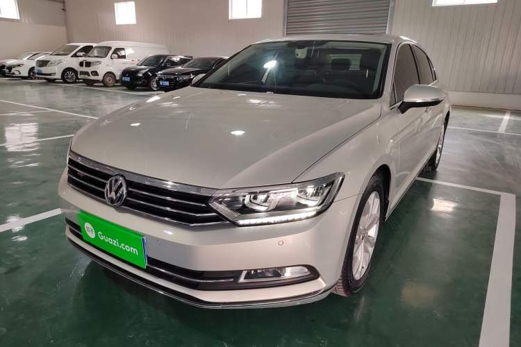 Used Volkswagen Magotan 2019 330TSI DSG Luxury Version China VI Standard