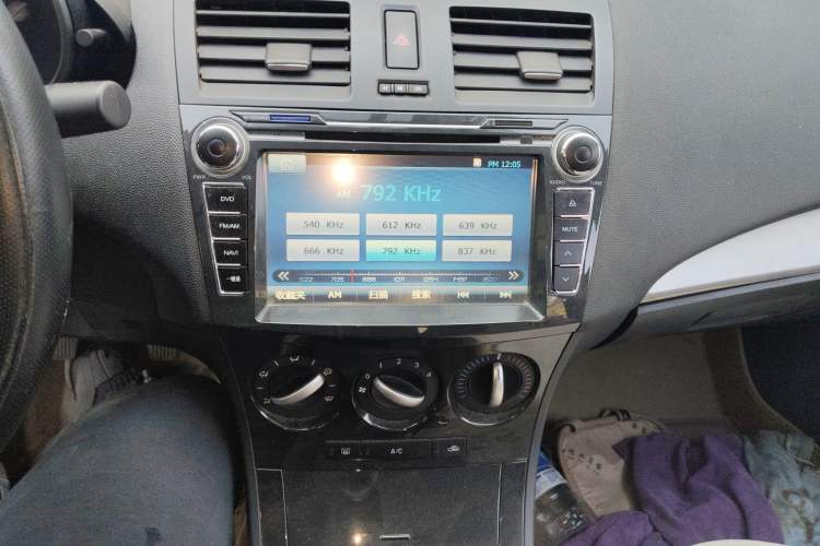 Used Mazda 3 2015 Sedan 1.6L Manual Elite Model Audio And AC Panel